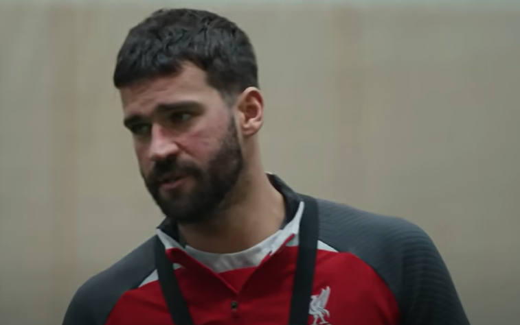 Alisson pede melhora na defesa do Liverpool