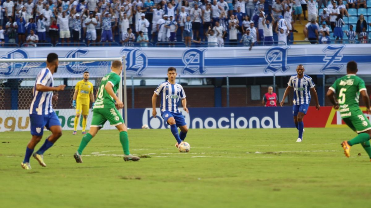 Avaí x Chapecoense: palpites, onde assistir e escalações - 09/06/2024