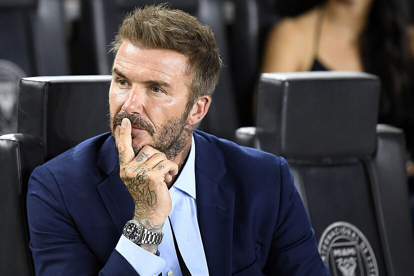 Beckham planeja comprar o zagueiro Varane para o Inter Miami