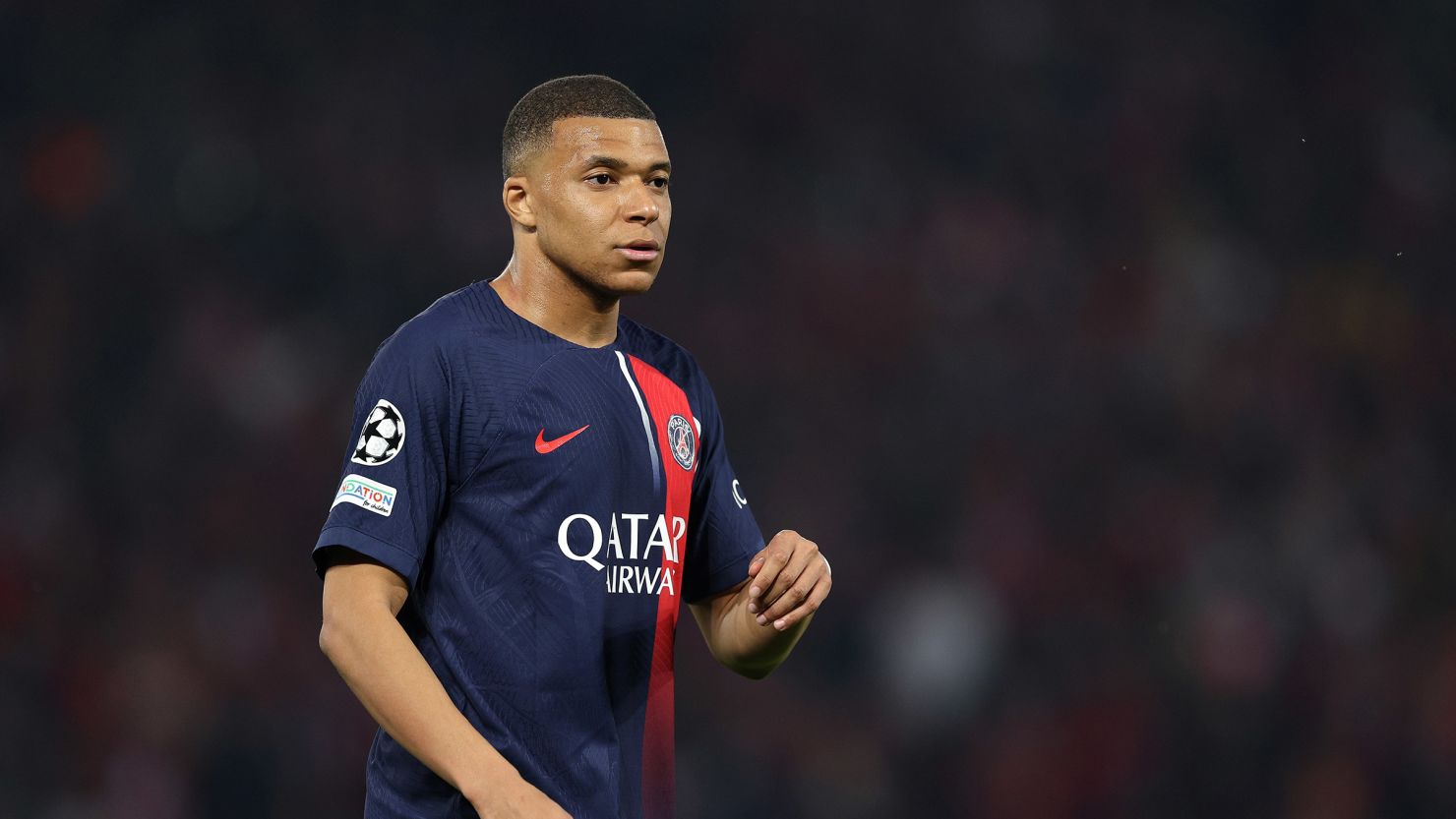 Real Madrid não pode anunciar oficialmente a transferência de Mbappe porque o PSG proibiu