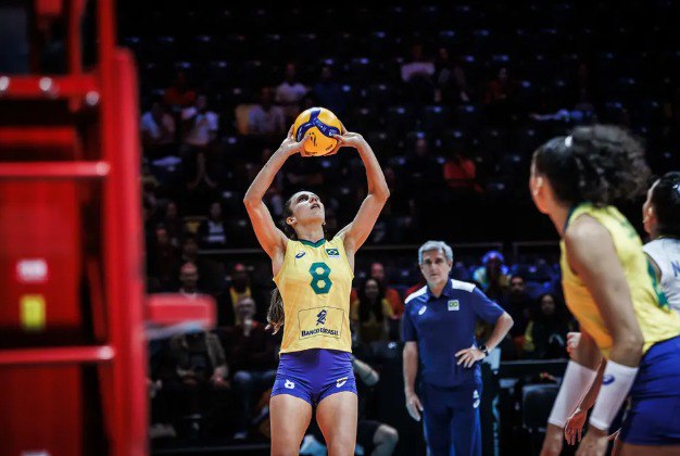 Seleção feminina de vôlei