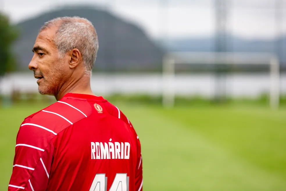 Romário acha que os jogadores de futebol modernos são burros