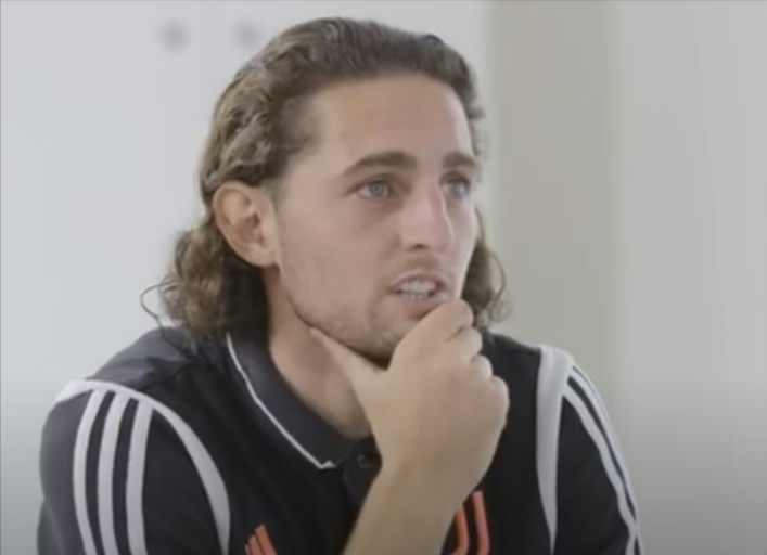 Rabiot demonstra interesse em atuar pelo Manchester United após sua saída da Juventus