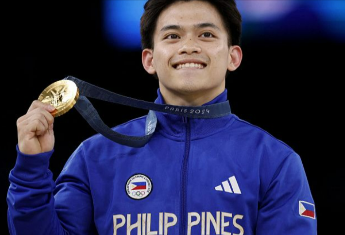 Ginasta filipino receberá suprimento vitalício de macarrão por ganhar duas medalhas de ouro