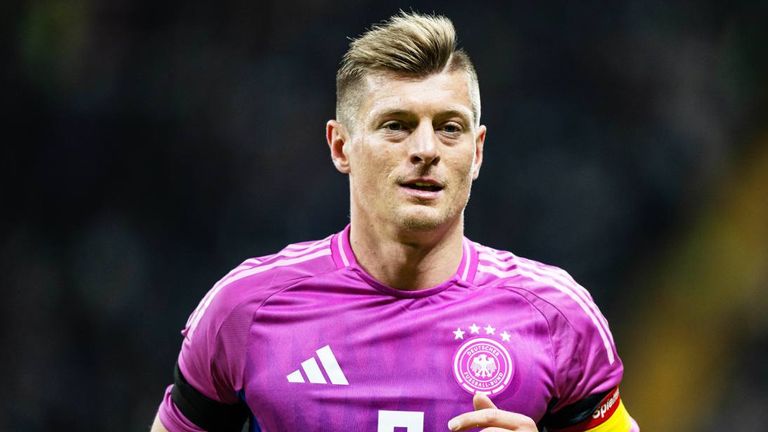 Toni Kroos bate o recorde de número de passes certos no Campeonato Europeu