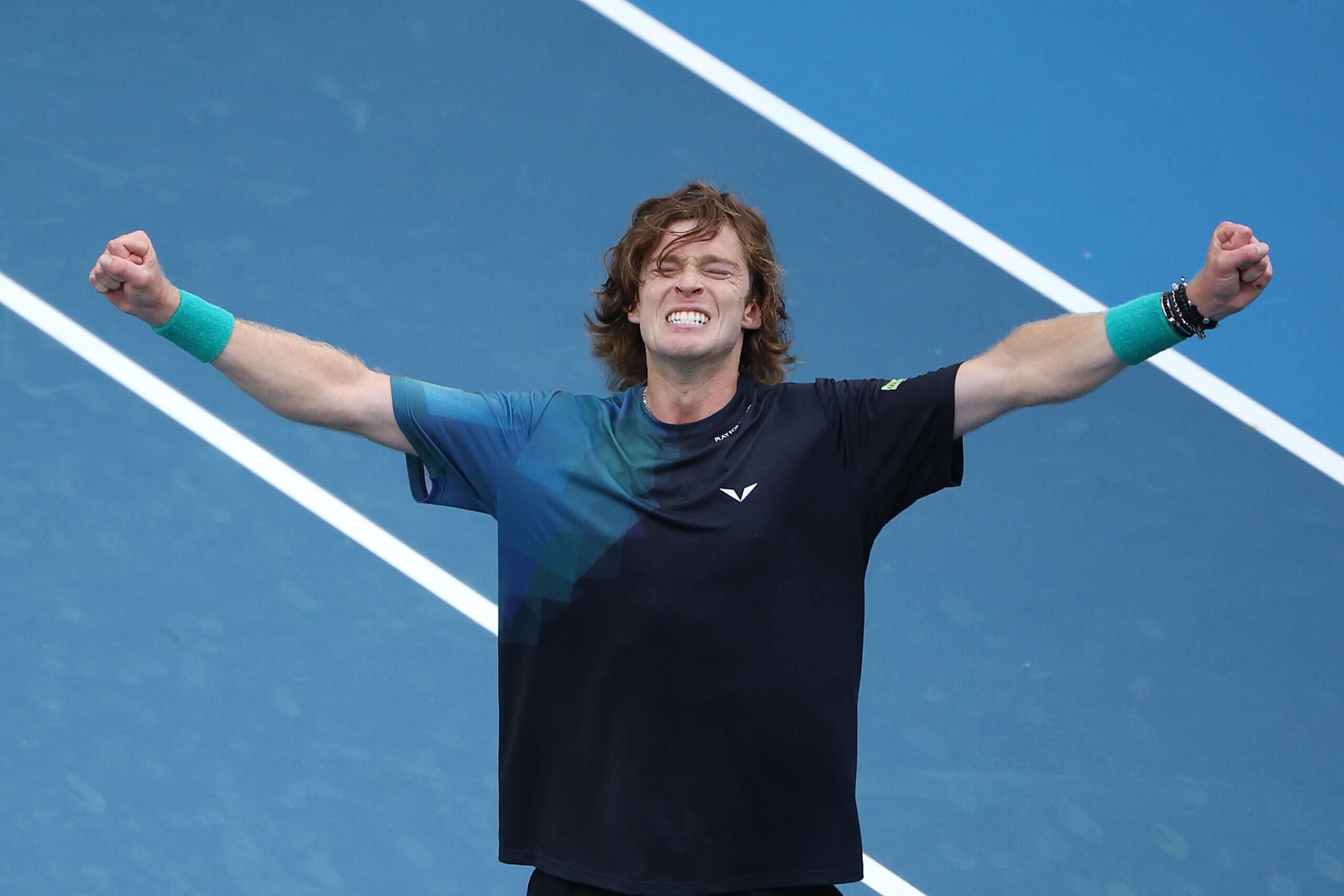 Andrey Rublev vs. Alejandro Tabilo. Pronóstico, Apuestas y Cuotas│23 de octubre de 2024