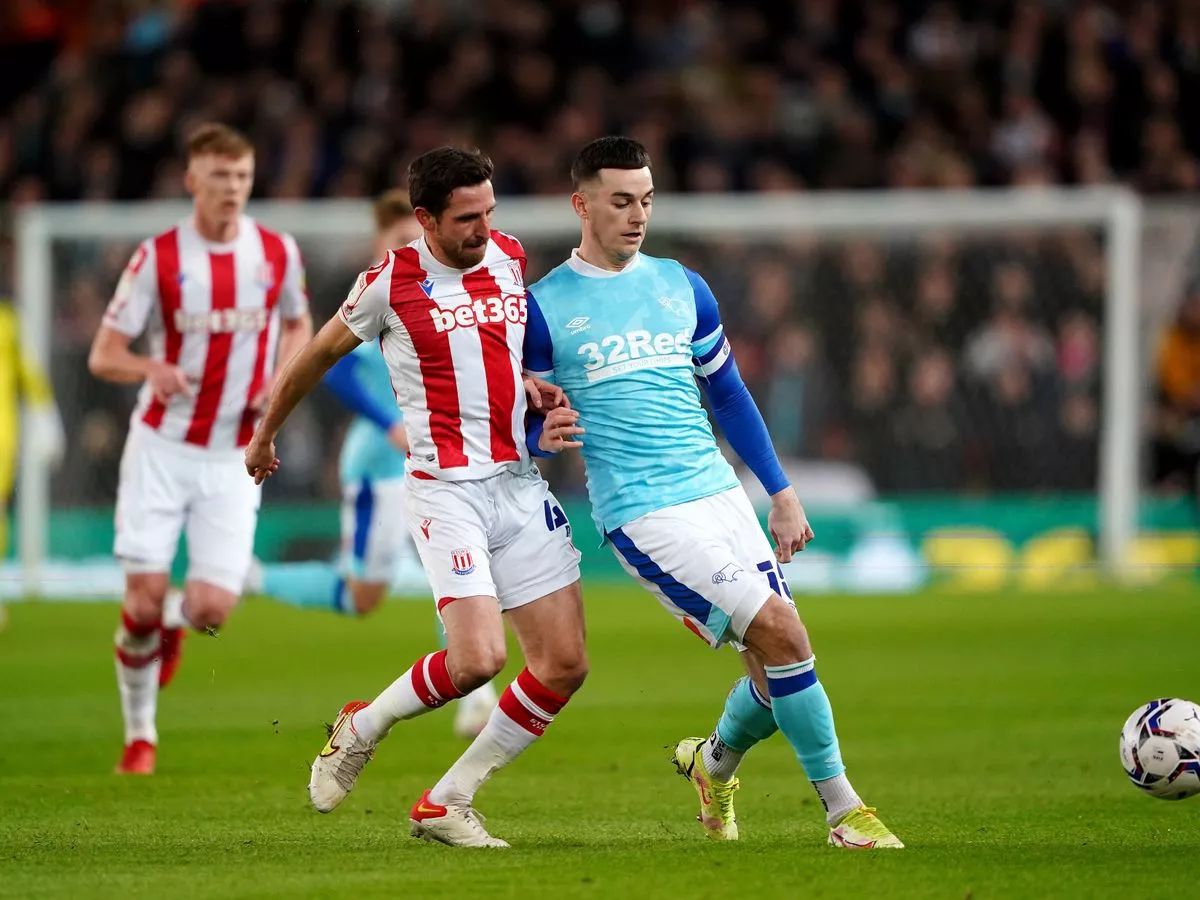 Stoke City vs. Derby County. Pronostico, Apuestas y Cuotas│2 de noviembre de 2024