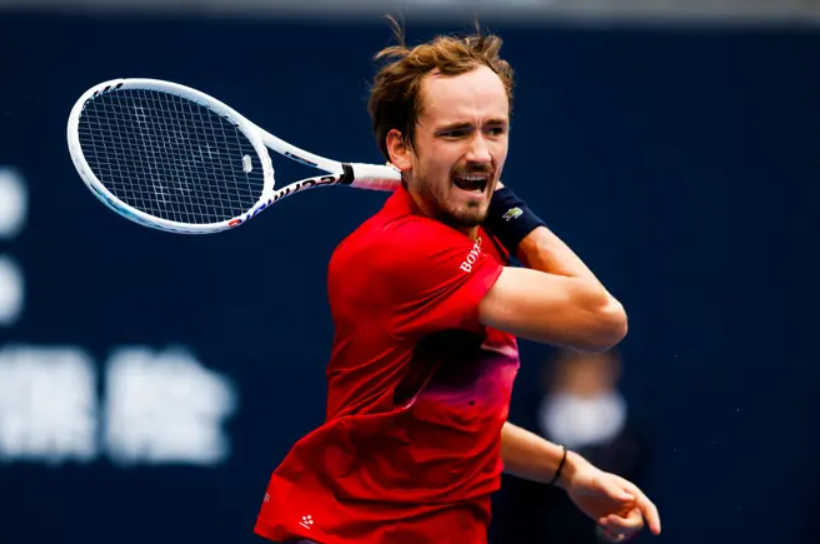 Flavio Cobolli vs Daniil Medvedev Prediction, Betting Tips & Odds │30 SEPTEMBER, 2024