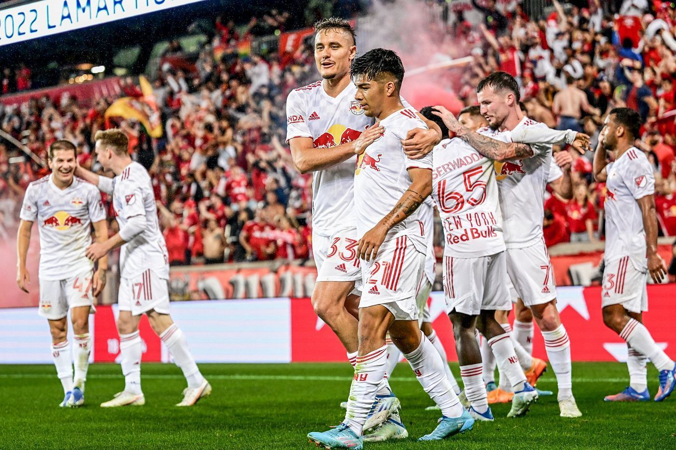 Los Angeles vs New York Red Bulls Pronóstico, Apuestas y Cuotas │26 de junio de 2022