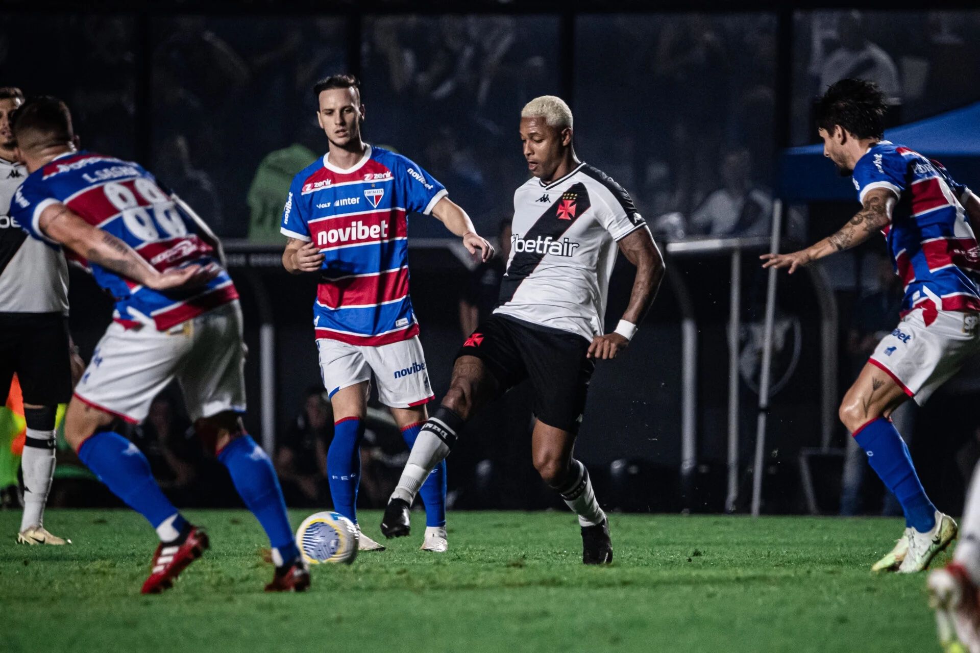 Fortaleza vs Vasco da Gama Prediction, Betting Tips & Odds | 10 NOVEMBER 2024