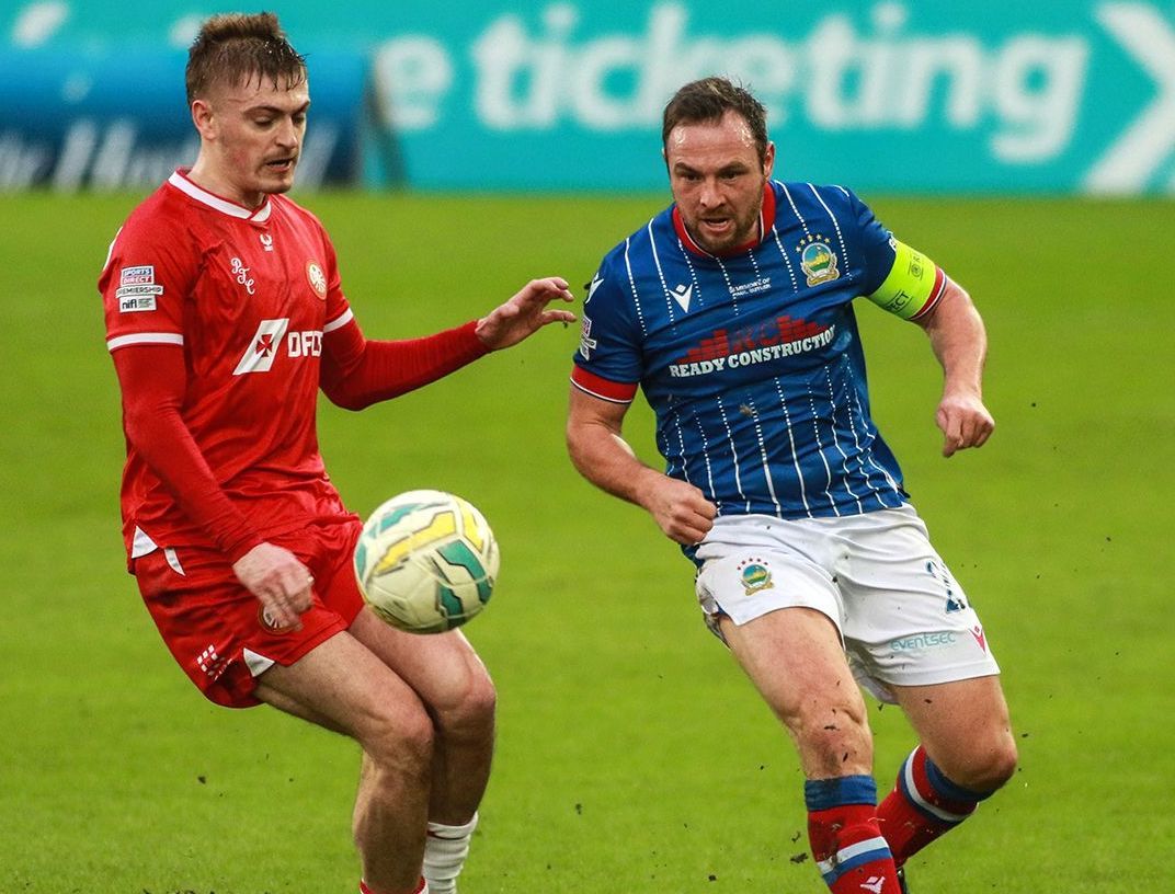 Dungannon Swifts FC vs Linfield FC Prediction, Betting Tips & Odds | 07 DECEMBER 2024