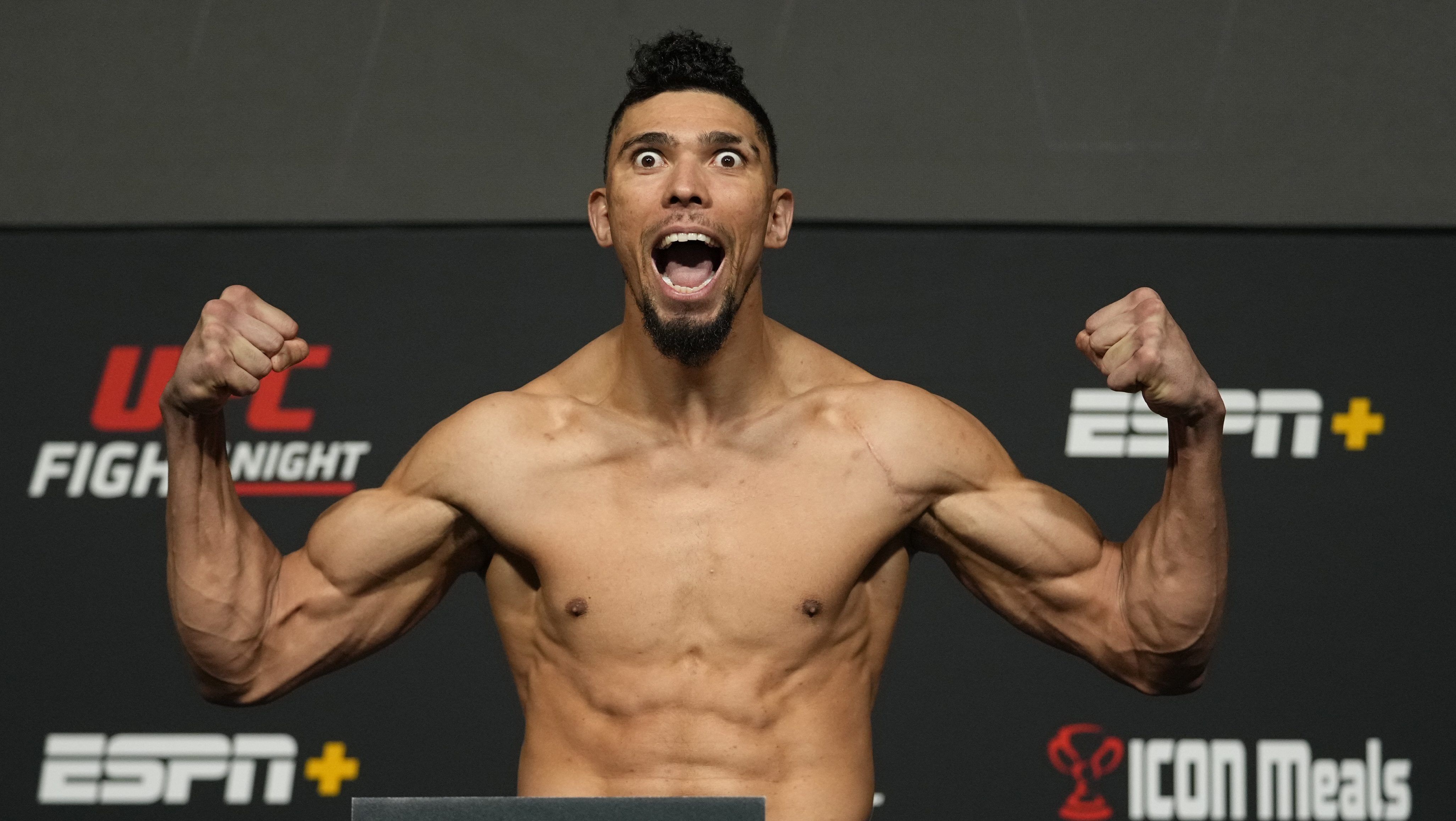 Walker To Face Oezdemir On June 22 At UFC Saudi Arabia