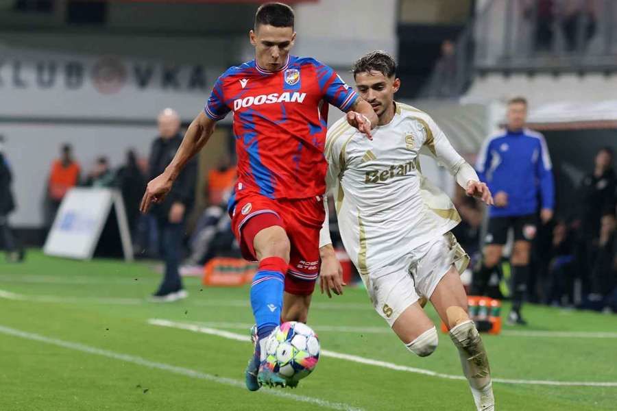 Slovacko vs Viktoria Plzen Prediction, Betting Tips & Odds │03 NOVEMBER, 2024