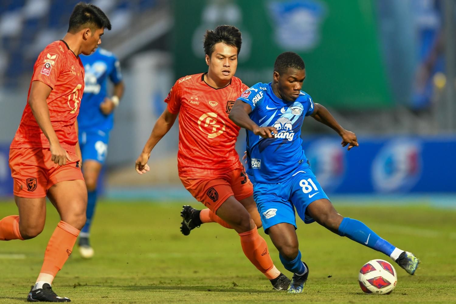 Prachuap vs Chonburi Prediction, Betting Tips & Odds │11 FEBRUARY, 2023