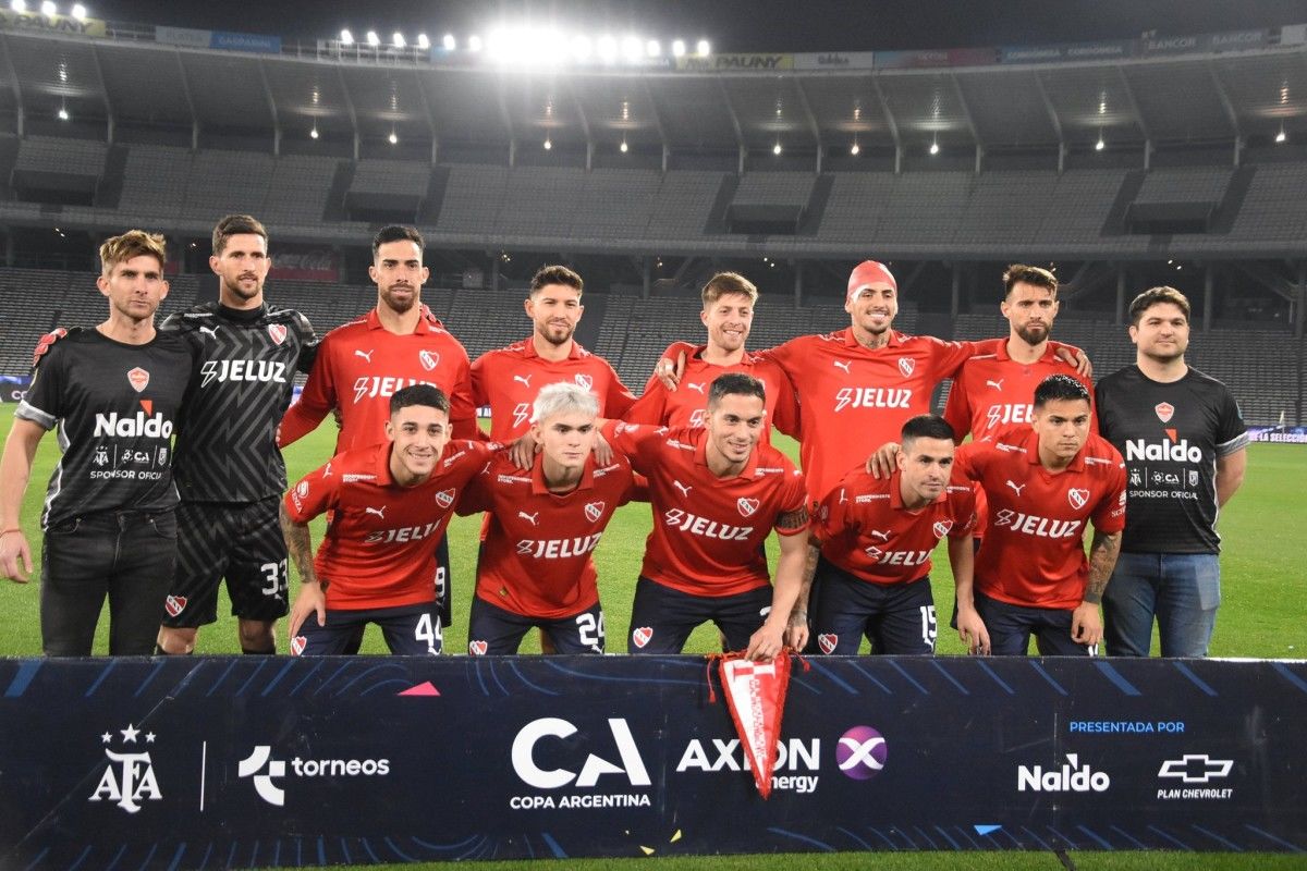 Independiente vs Gimnasia La Plata Prediction, Betting Tips & Odds | 22 November, 2024