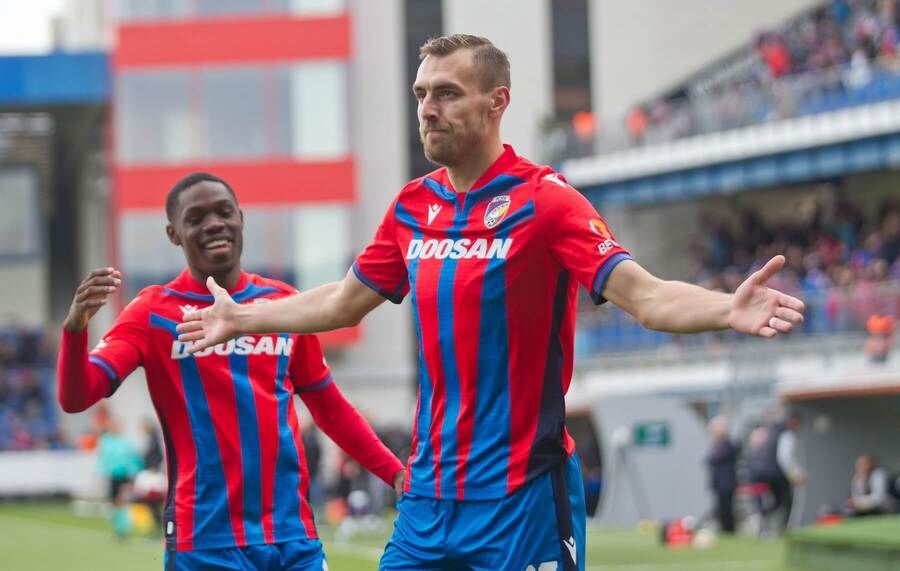 Viktoria Plzen vs Teplice Prediction, Betting Tips & Odds │05 DECEMBER, 2024