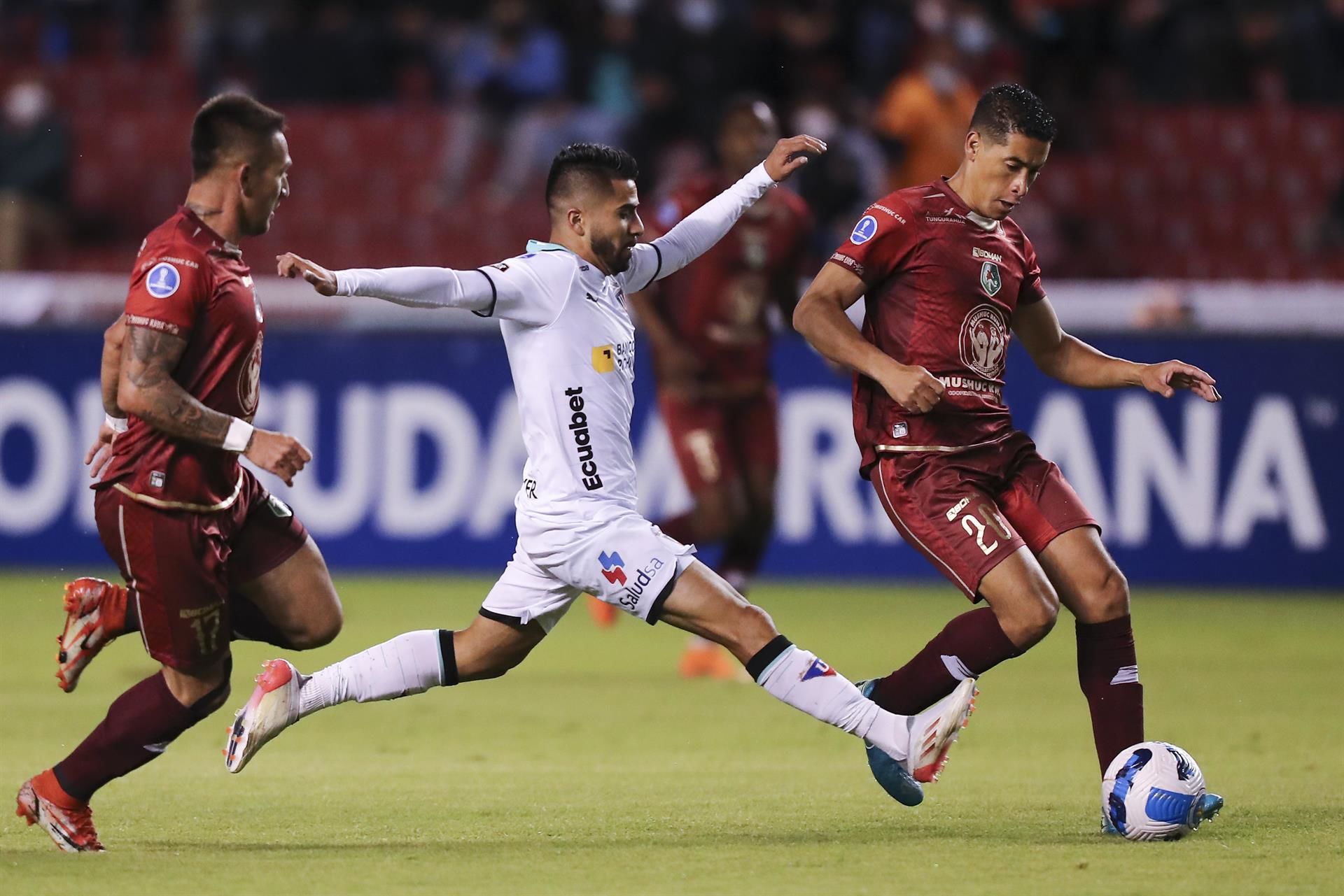 LDU Quito vs. Mushuc Runa. Pronostico, Apuestas y Cuotas│ 3 de diciembre de 2023