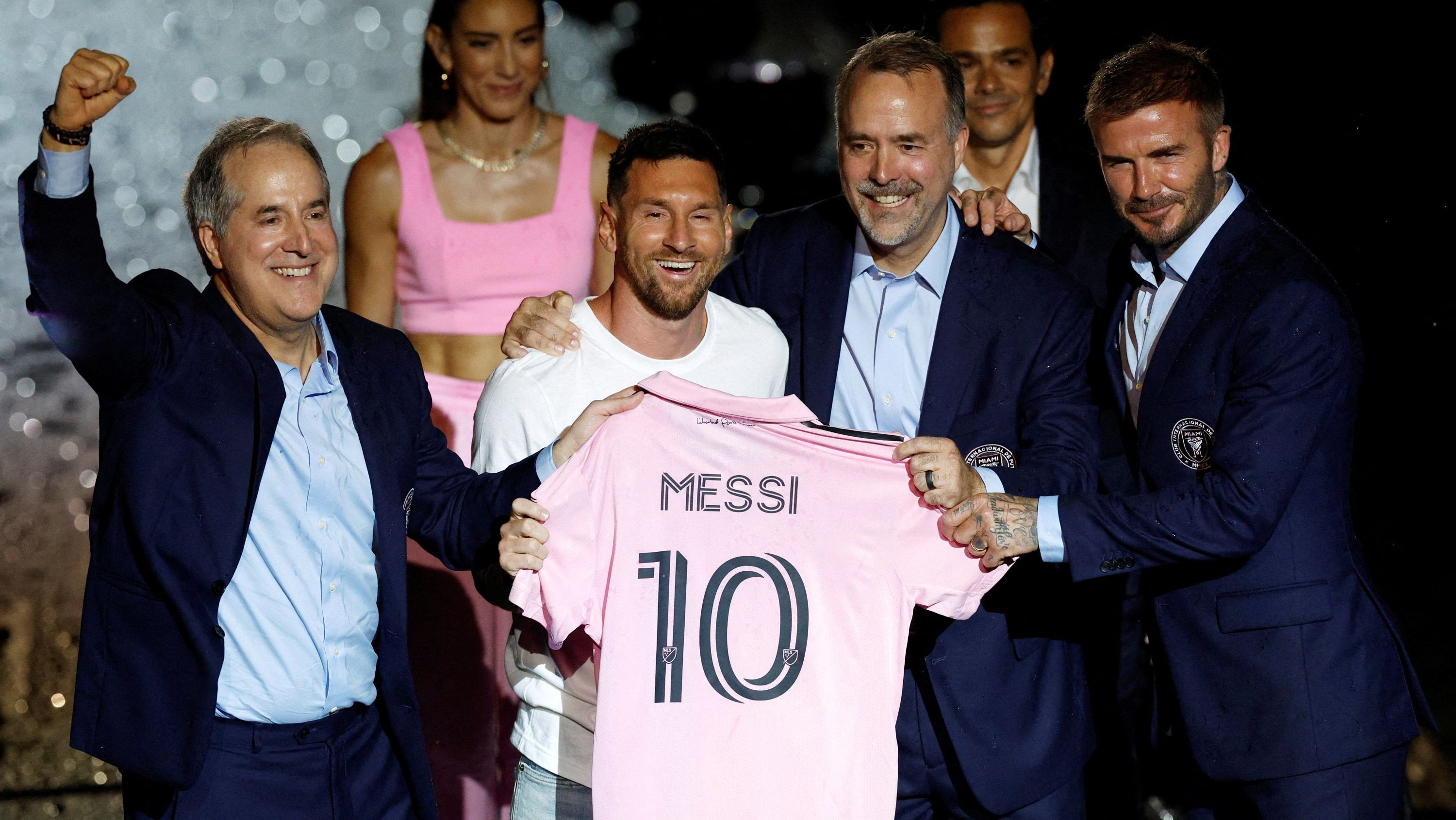 Beckham Shares His Joy About Messi's Signing Anniversary