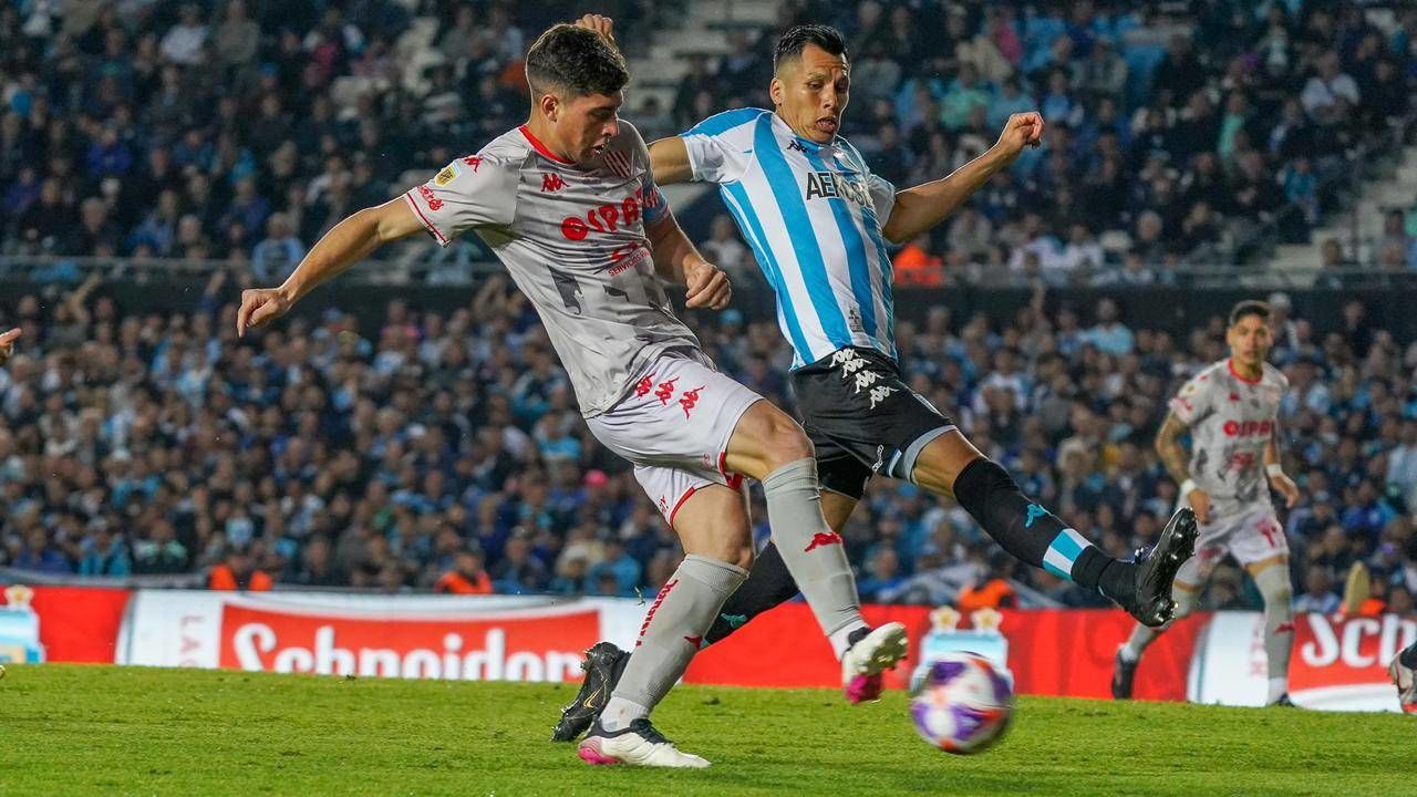 Unión Santa Fe vs. Racing. Pronostico, Apuestas y Cuotas│ 19 de agosto de 2023