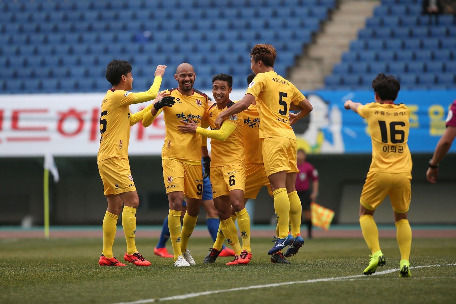 Gwangju vs Suwon FC Prediction, Betting Tips & Odds | 27 JULY 2024