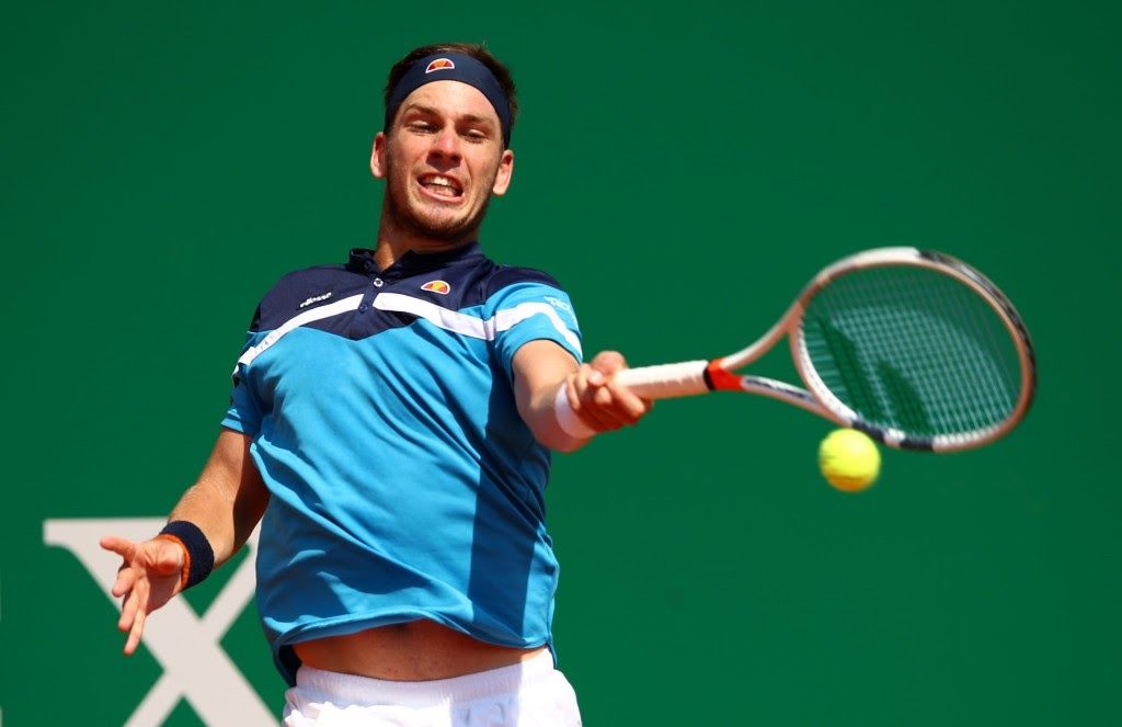 Cameron Norrie wins men's single Indian Wells trophy