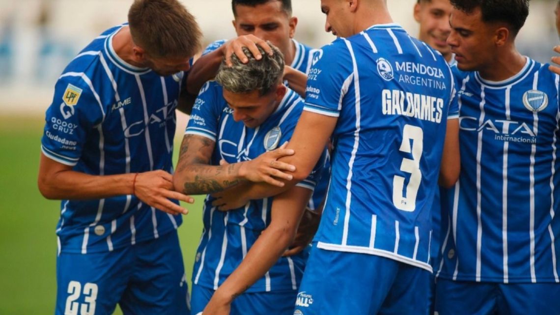 Instituto vs Godoy Cruz Prediction, Betting Tips & Odds | 14 December, 2024