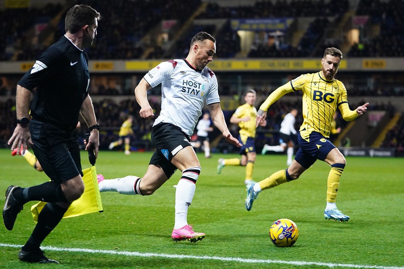 Oxford United vs. Derby County. Pronostico, Apuestas y Cuotas│22 de octubre de 2024