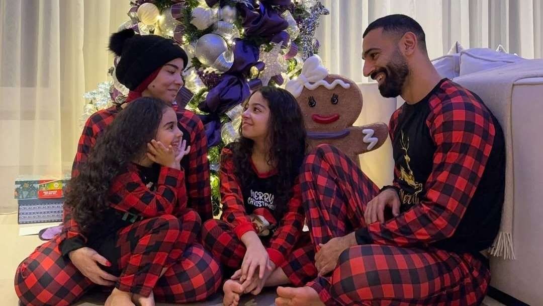 Muslim Fans Criticize Salah for Family Photo with Christmas Tree