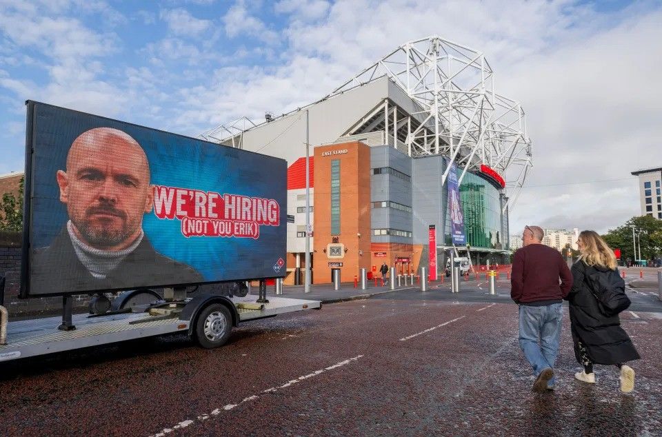 Domino Pizza Brutally Trolled Erik Ten Hag This Morning Amidst Future at Manchester United