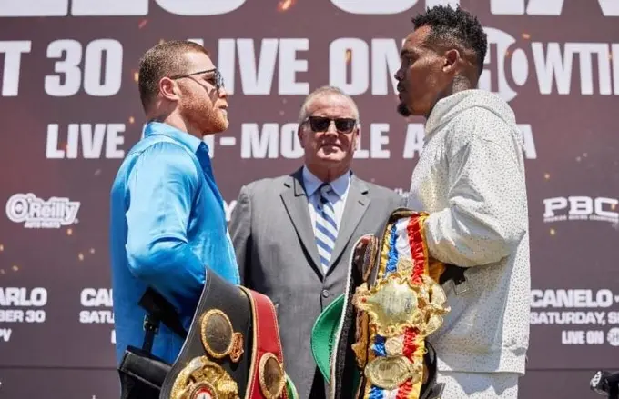 Saul Alvarez vs Jermell Charlo